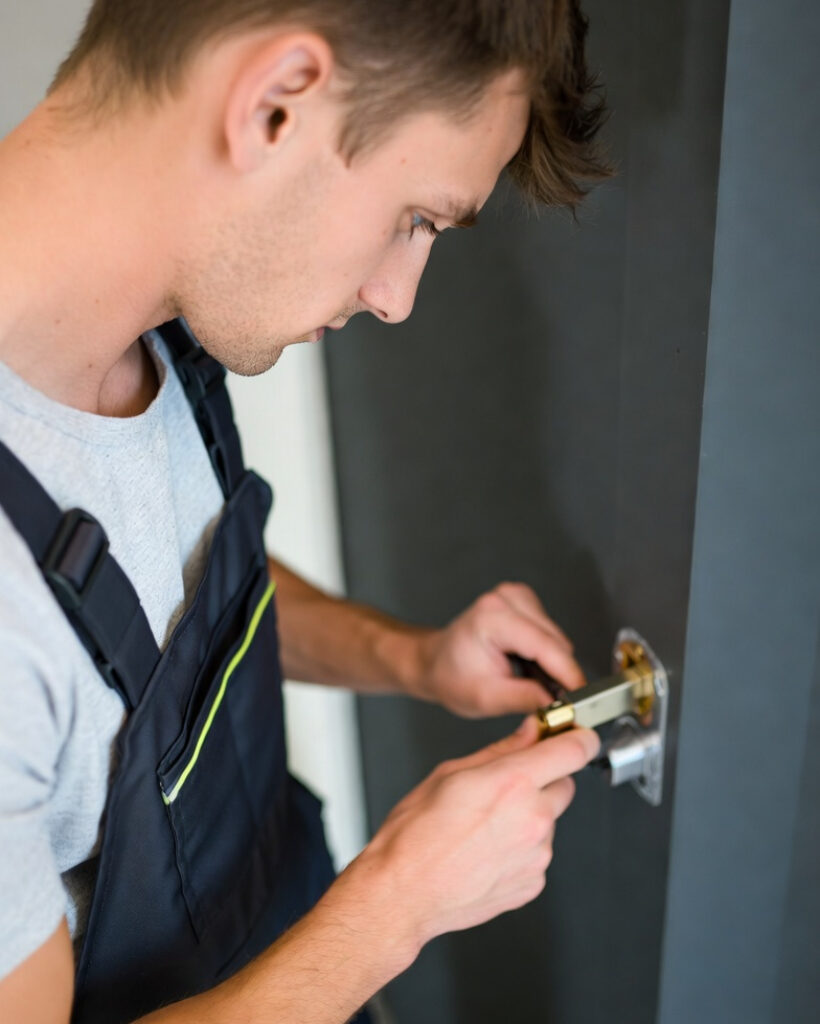 Serrurier Artisan à Genève : Expertise en Dépannage